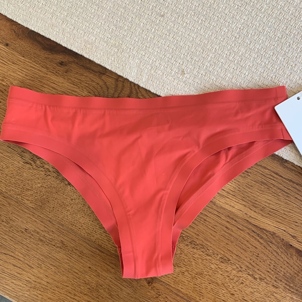 Lululemon Swim Bottom